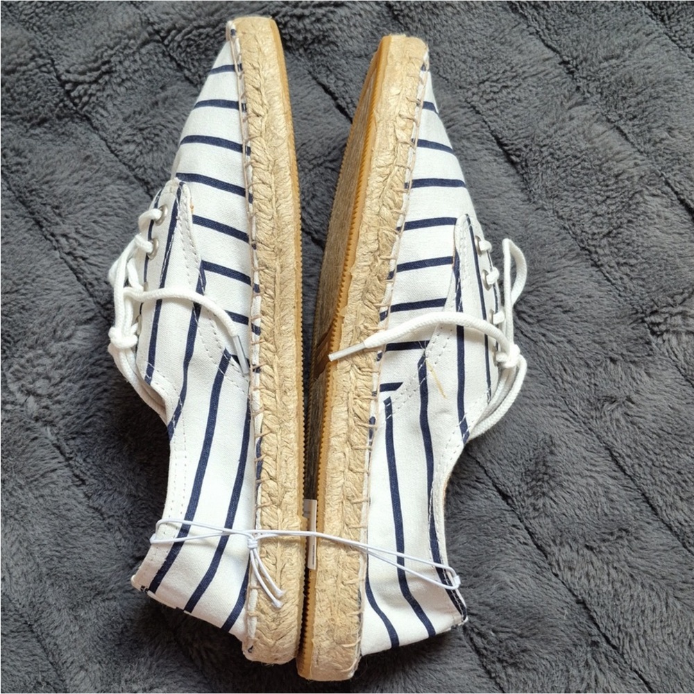 Old Navy Navy & White Striped Lace Up Espadrilles, Size 8, New W Tags